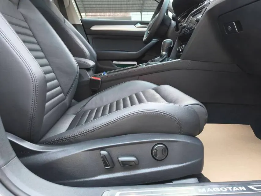 2019 Chevrolet Malibu XL 2.0T 241HP L4 9AT,autocango,china used car exporter,china ev exporter,chinese used car exporter,chinese used ev exporter