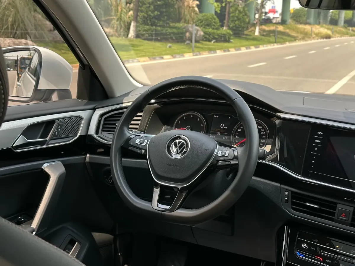 2022 Volkswagen Tayron 1.4T 150HP L4 7DCT,autocango,china used car exporter,china ev exporter,chinese used car exporter,chinese used ev exporter