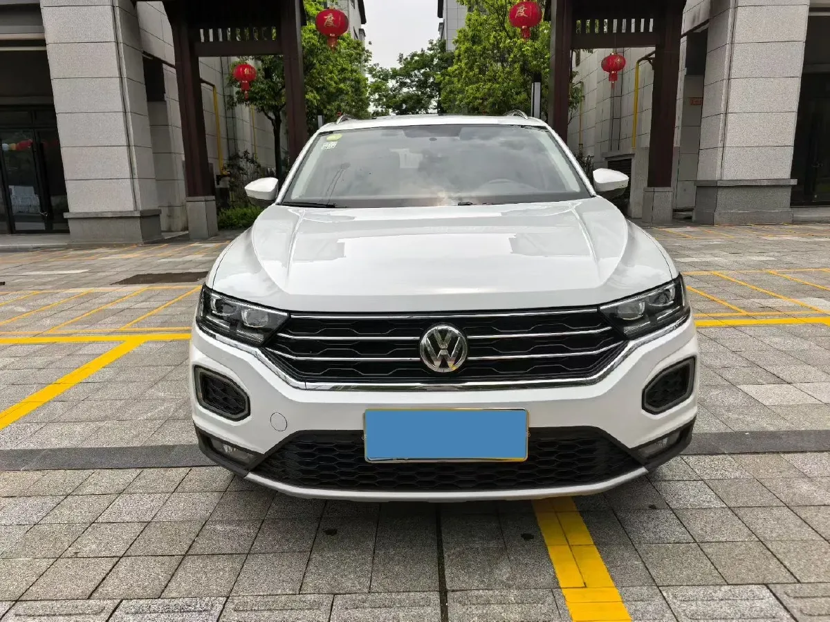 2020 Volkswagen T-Roc 1.4T 150HP L4 7DCT,autocango,china used car exporter,china ev exporter,chinese used car exporter,chinese used ev exporter