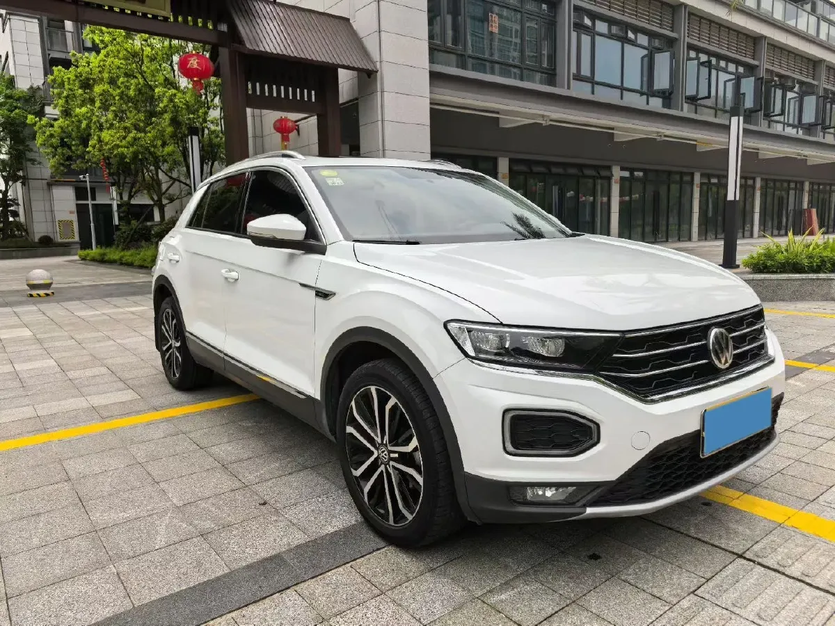 2020 Volkswagen T-Roc 1.4T 150HP L4 7DCT,autocango,china used car exporter,china ev exporter,chinese used car exporter,chinese used ev exporter