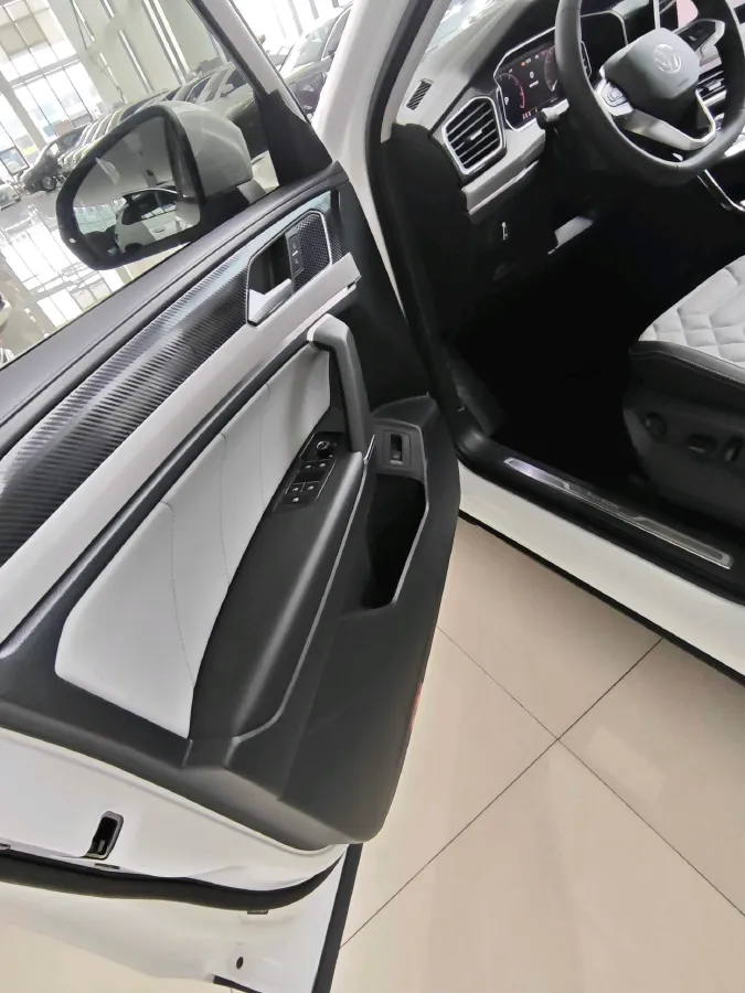 2023 Volkswagen Tayron 1.4T 150HP L4 7DCT,autocango,china used car exporter,china ev exporter,chinese used car exporter,chinese used ev exporter