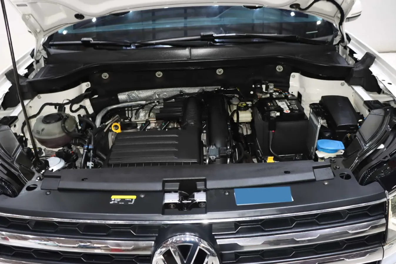 2020 Volkswagen Tharu 1.4T 150HP L4 7DCT,autocango,china used car exporter,china ev exporter,chinese used car exporter,chinese used ev exporter