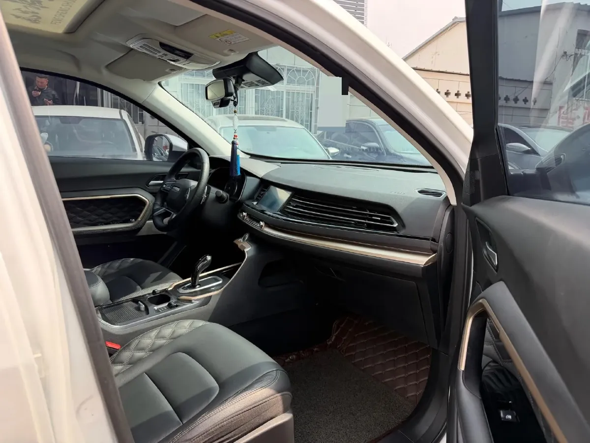 2021 Haval H6 1.5T 150HP L4 7DCT,autocango,china used car exporter,china ev exporter,chinese used car exporter,chinese used ev exporter