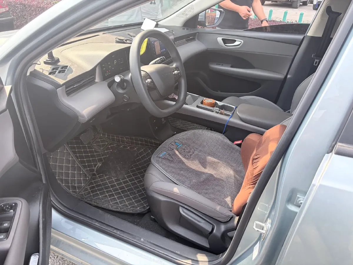 2025 Roewe D6 BEV,autocango,china used car exporter,china ev exporter,chinese used car exporter,chinese used ev exporter