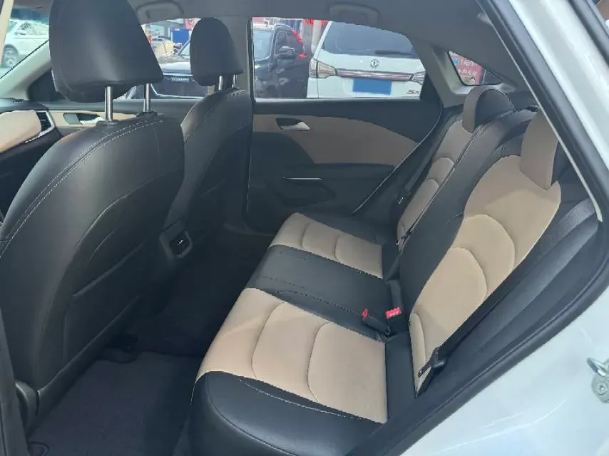 2020 Chevrolet Monza 1.5L 113HP L4 6AT,autocango,china used car exporter,china ev exporter,chinese used car exporter,chinese used ev exporter