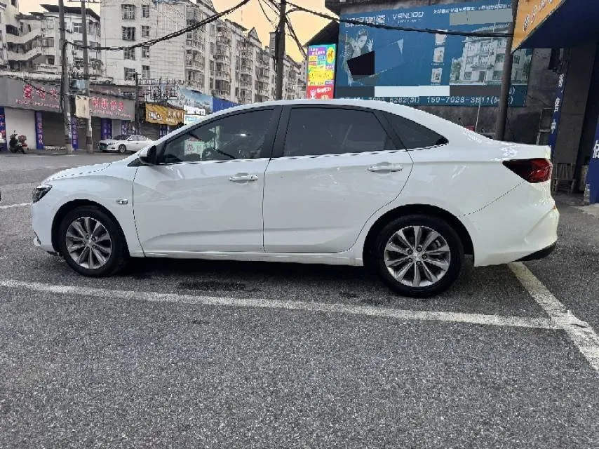 2020 Chevrolet Monza 1.5L 113HP L4 6AT,autocango,china used car exporter,china ev exporter,chinese used car exporter,chinese used ev exporter