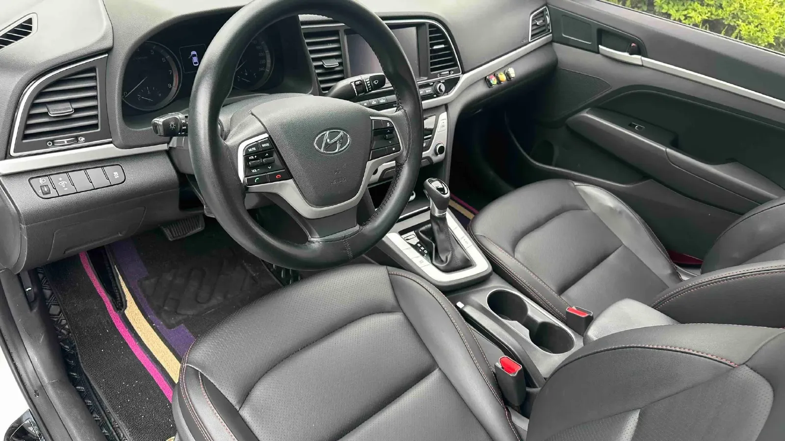 2016 Hyundai Elantra 1.6L 130HP L4 6AT,autocango,china used car exporter,china ev exporter,chinese used car exporter,chinese used ev exporter