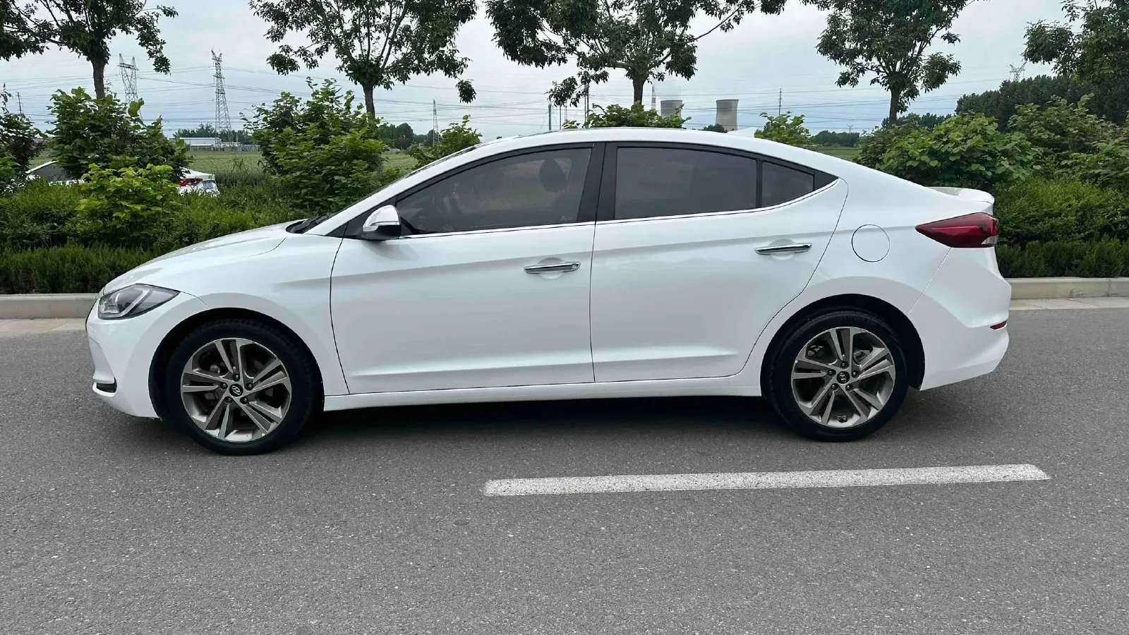 2016 Hyundai Elantra 1.6L 130HP L4 6AT,autocango,china used car exporter,china ev exporter,chinese used car exporter,chinese used ev exporter