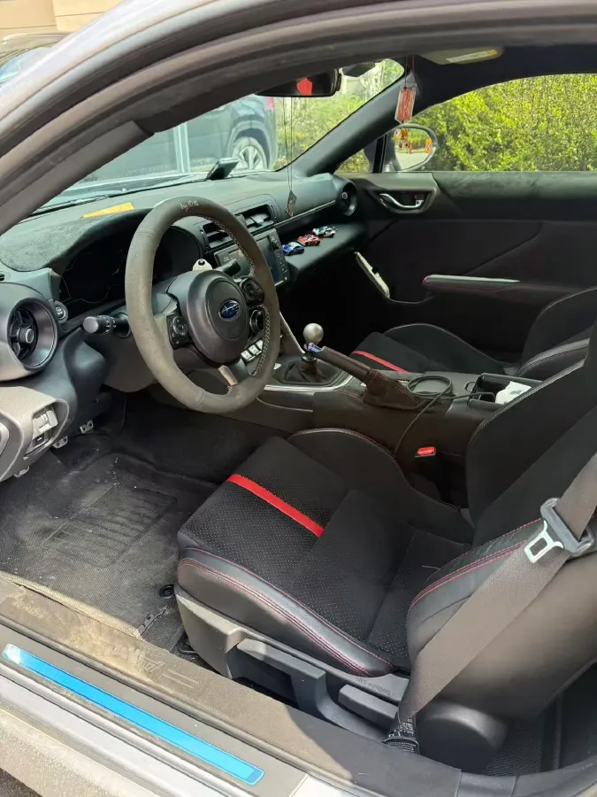 2022 Subaru BRZ 2.4L 234HP H4 6MT,autocango,china used car exporter,china ev exporter,chinese used car exporter,chinese used ev exporter