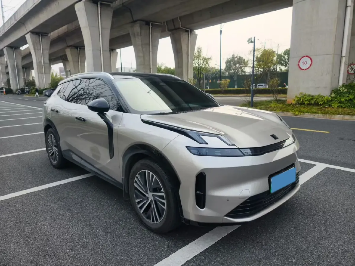 2023 LYNK&CO 08 EM-P 1.5T 163HP L4 3DHT PHEV 21.2KWH,autocango,china used car exporter,china ev exporter,chinese used car exporter,chinese used ev exporter