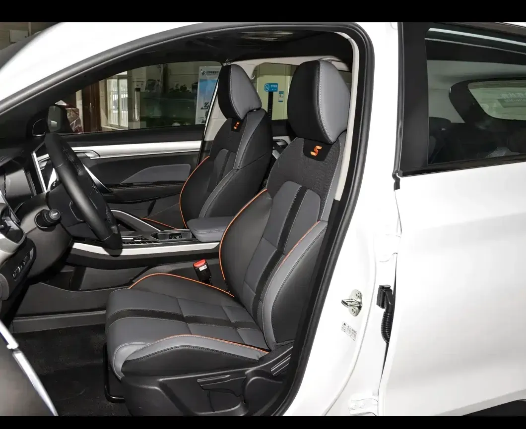 2023 Geely Coolray 1.5T 181HP L4 7DCT,autocango,china used car exporter,china ev exporter,chinese used car exporter,chinese used ev exporter