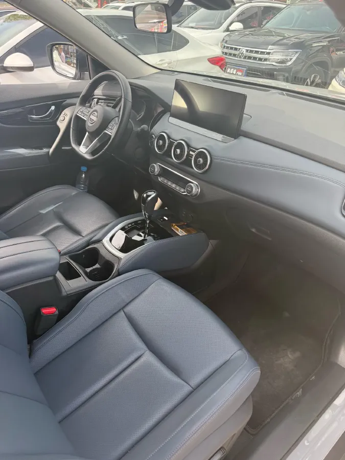 2025 Nissan X-Trail 2.0L 151HP L4 CVT,autocango,china used car exporter,china ev exporter,chinese used car exporter,chinese used ev exporter