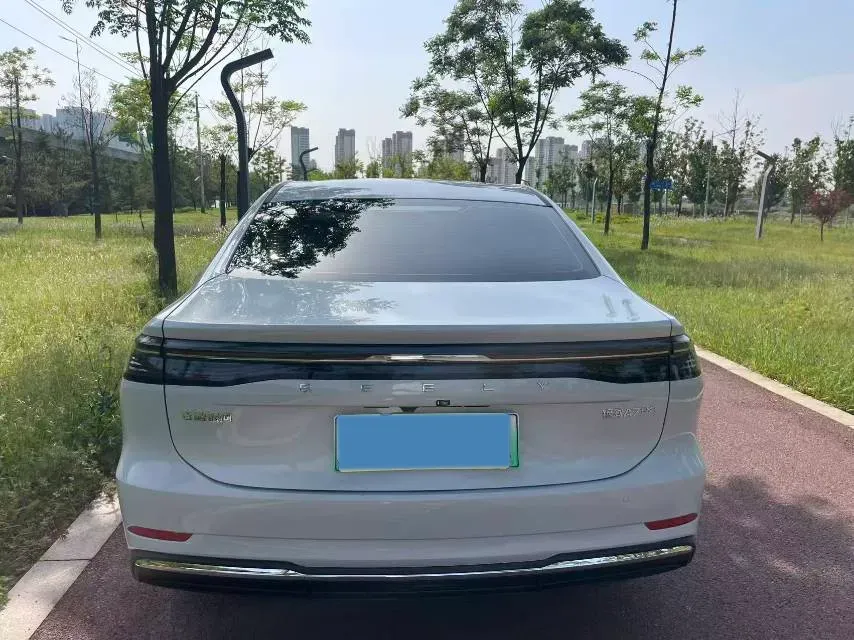 2025 Geely Galaxy A7 1.5L 112HP L4 1DHT PHEV,autocango,china used car exporter,china ev exporter,chinese used car exporter,chinese used ev exporter