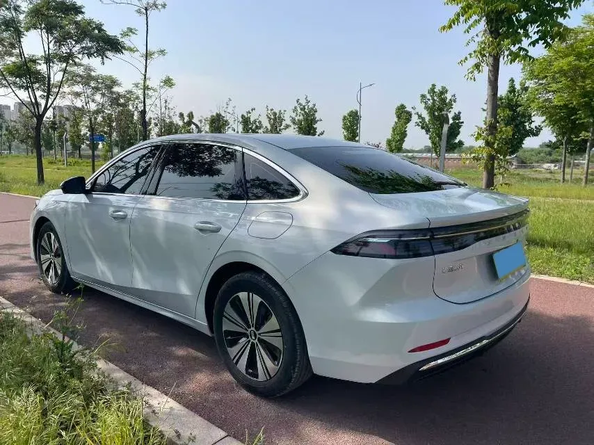 2025 Geely Galaxy A7 1.5L 112HP L4 1DHT PHEV,autocango,china used car exporter,china ev exporter,chinese used car exporter,chinese used ev exporter