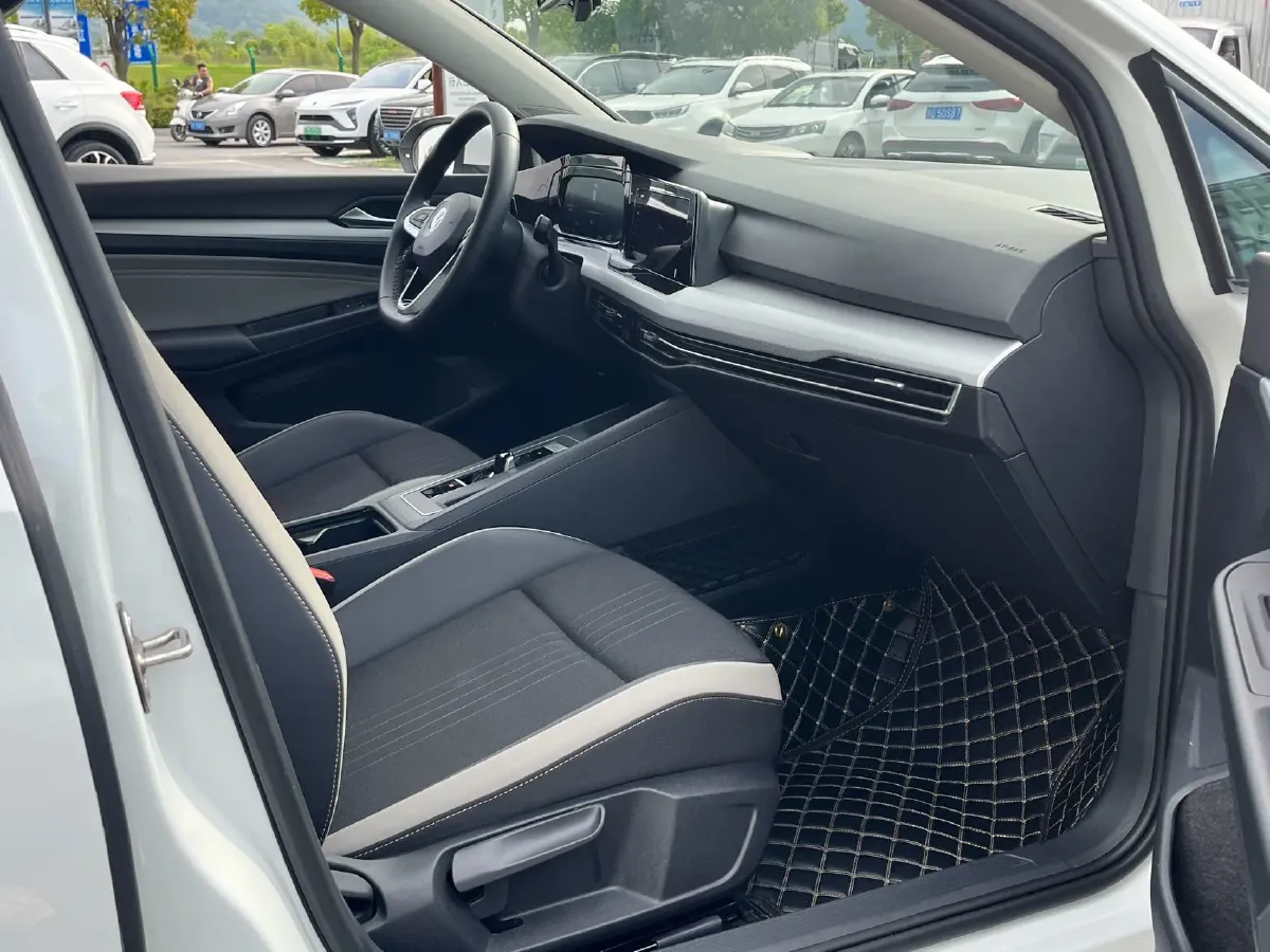 2021 Volkswagen Golf 1.4T 150HP L4 7DCT,autocango,china used car exporter,china ev exporter,chinese used car exporter,chinese used ev exporter