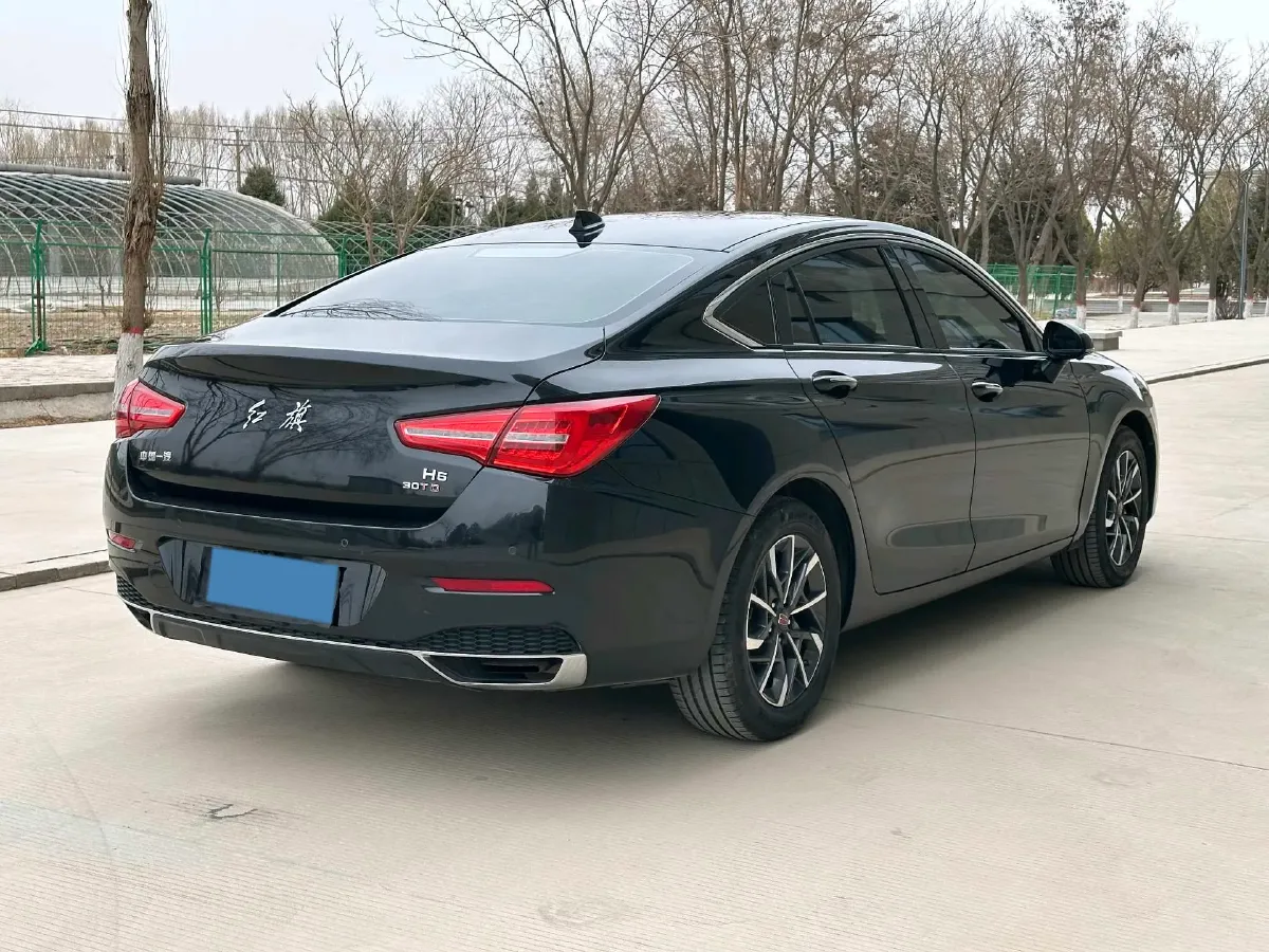 2020 HongQi H5 1.5T 169HP L4 7DCT,autocango,china used car exporter,china ev exporter,chinese used car exporter,chinese used ev exporter