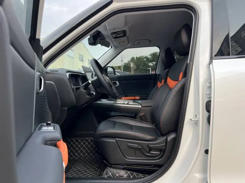 2026 Beijing BJ30 1.5T 188HP L4 7DCT,autocango,china used car exporter,china ev exporter,chinese used car exporter,chinese used ev exporter