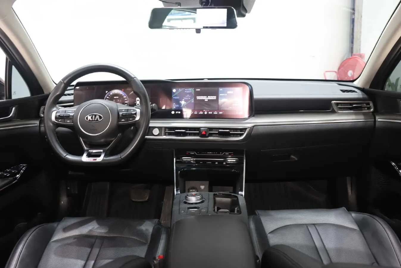 2020 Kia K5 2.0T 240HP L4 8AT,autocango,china used car exporter,china ev exporter,chinese used car exporter,chinese used ev exporter