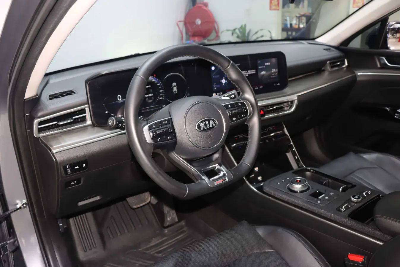 2020 Kia K5 2.0T 240HP L4 8AT,autocango,china used car exporter,china ev exporter,chinese used car exporter,chinese used ev exporter