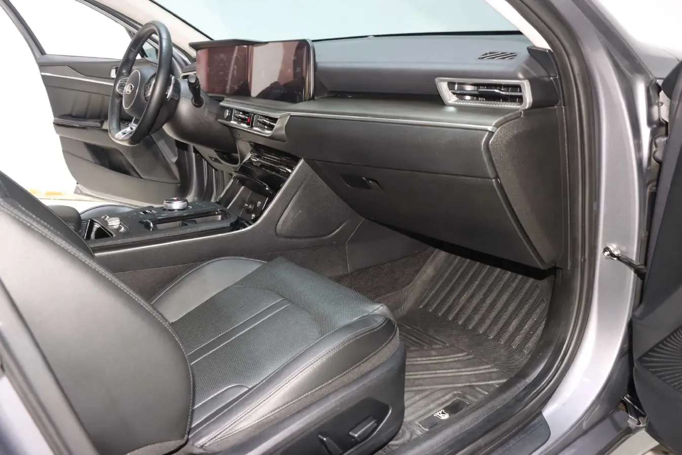 2020 Kia K5 2.0T 240HP L4 8AT,autocango,china used car exporter,china ev exporter,chinese used car exporter,chinese used ev exporter