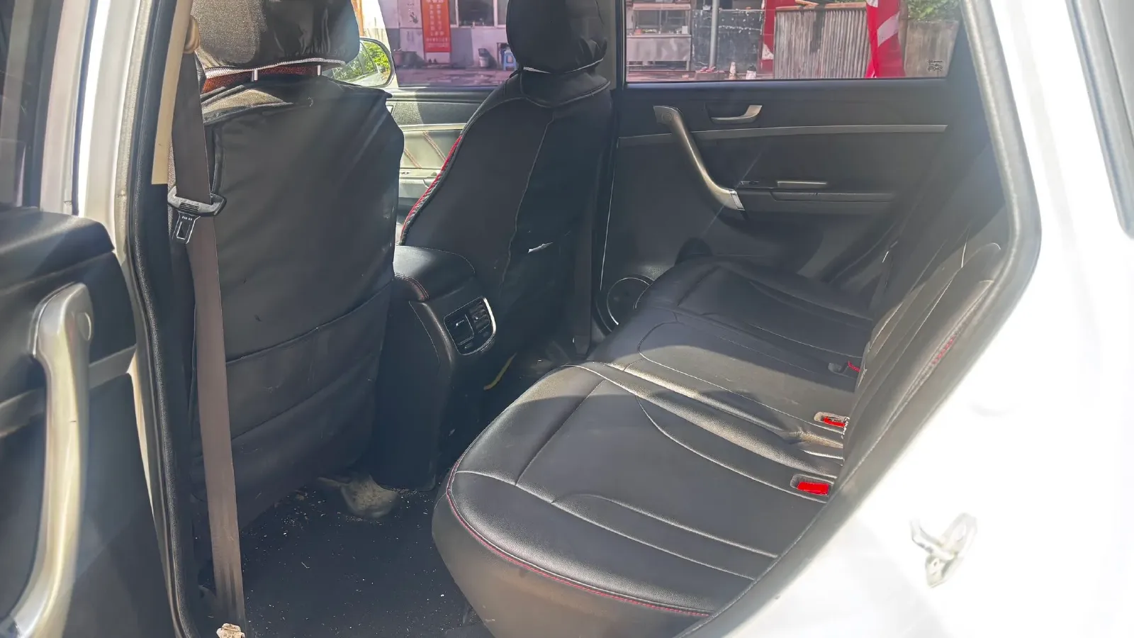 2018 Haval M6 1.5T 150HP L4 6MT,autocango,china used car exporter,china ev exporter,chinese used car exporter,chinese used ev exporter