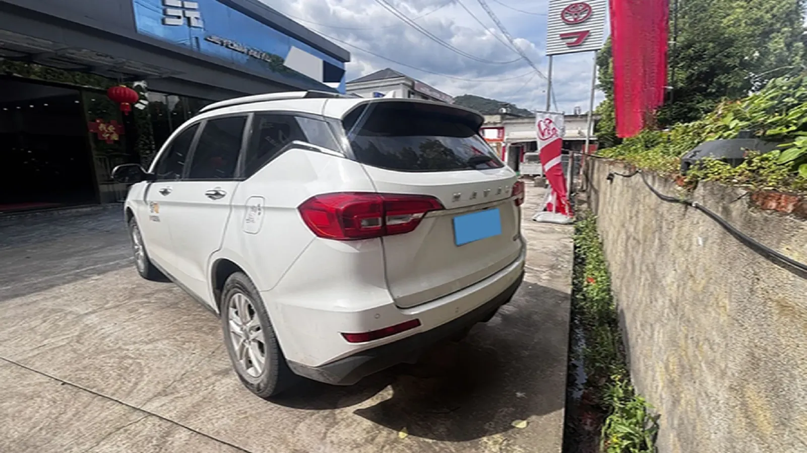 2018 Haval M6 1.5T 150HP L4 6MT,autocango,china used car exporter,china ev exporter,chinese used car exporter,chinese used ev exporter