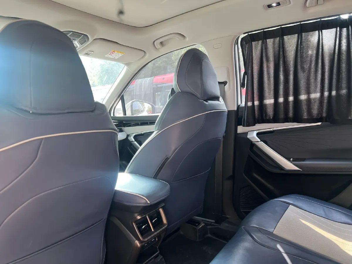 2023 Geely StarRay 1.5T 181HP L4 7DCT,autocango,china used car exporter,china ev exporter,chinese used car exporter,chinese used ev exporter