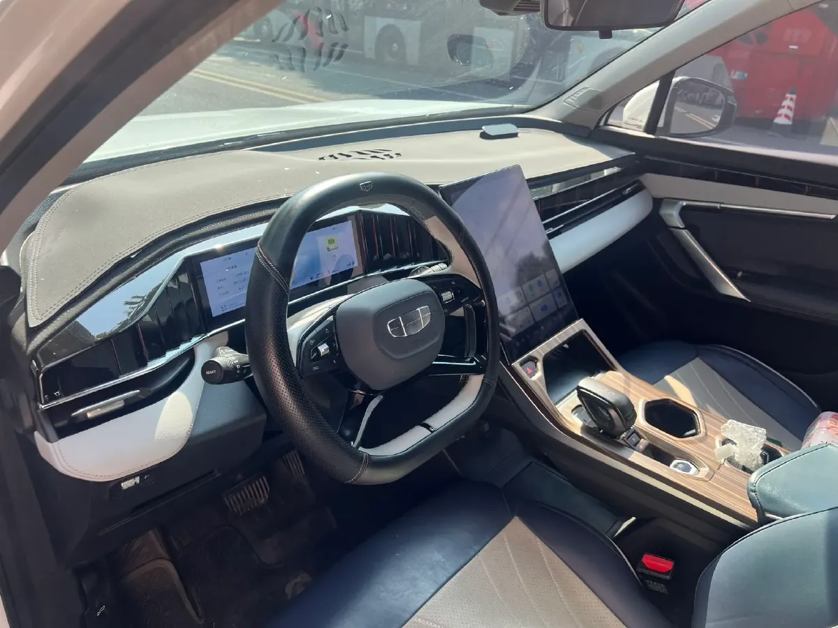 2023 Geely StarRay 1.5T 181HP L4 7DCT,autocango,china used car exporter,china ev exporter,chinese used car exporter,chinese used ev exporter