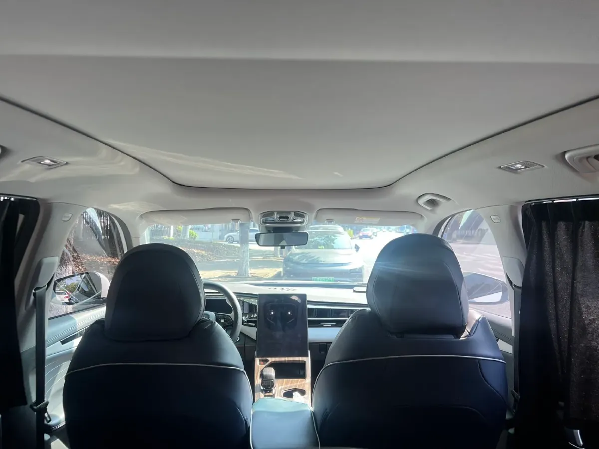 2023 Geely StarRay 1.5T 181HP L4 7DCT,autocango,china used car exporter,china ev exporter,chinese used car exporter,chinese used ev exporter