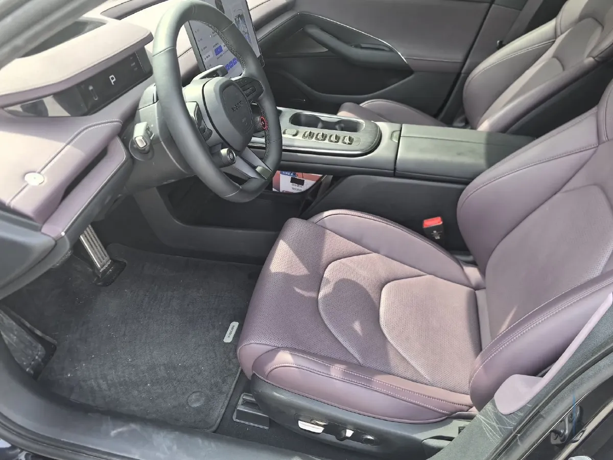 2024 MI SU7 BEV 101KWH,autocango,china used car exporter,china ev exporter,chinese used car exporter,chinese used ev exporter