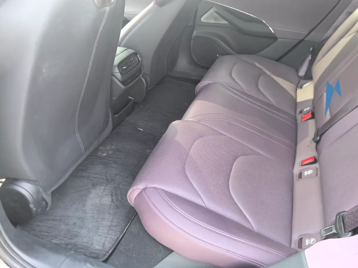 2024 MI SU7 BEV 101KWH,autocango,china used car exporter,china ev exporter,chinese used car exporter,chinese used ev exporter