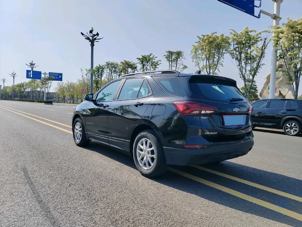 2021 Chevrolet Equinox 1.5T 169HP L4 6AT,autocango,china used car exporter,china ev exporter,chinese used car exporter,chinese used ev exporter