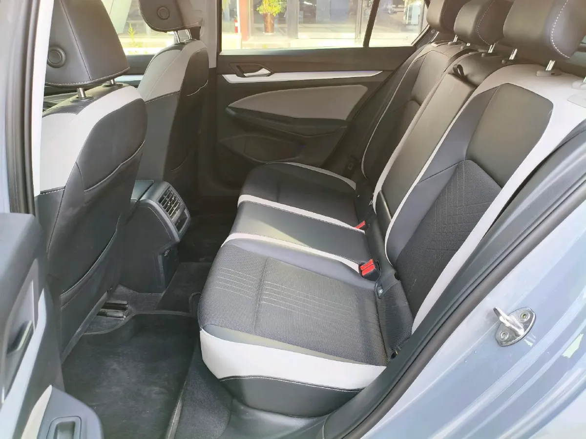 2021 Volkswagen Golf 1.4T 150HP L4 7DCT,autocango,china used car exporter,china ev exporter,chinese used car exporter,chinese used ev exporter