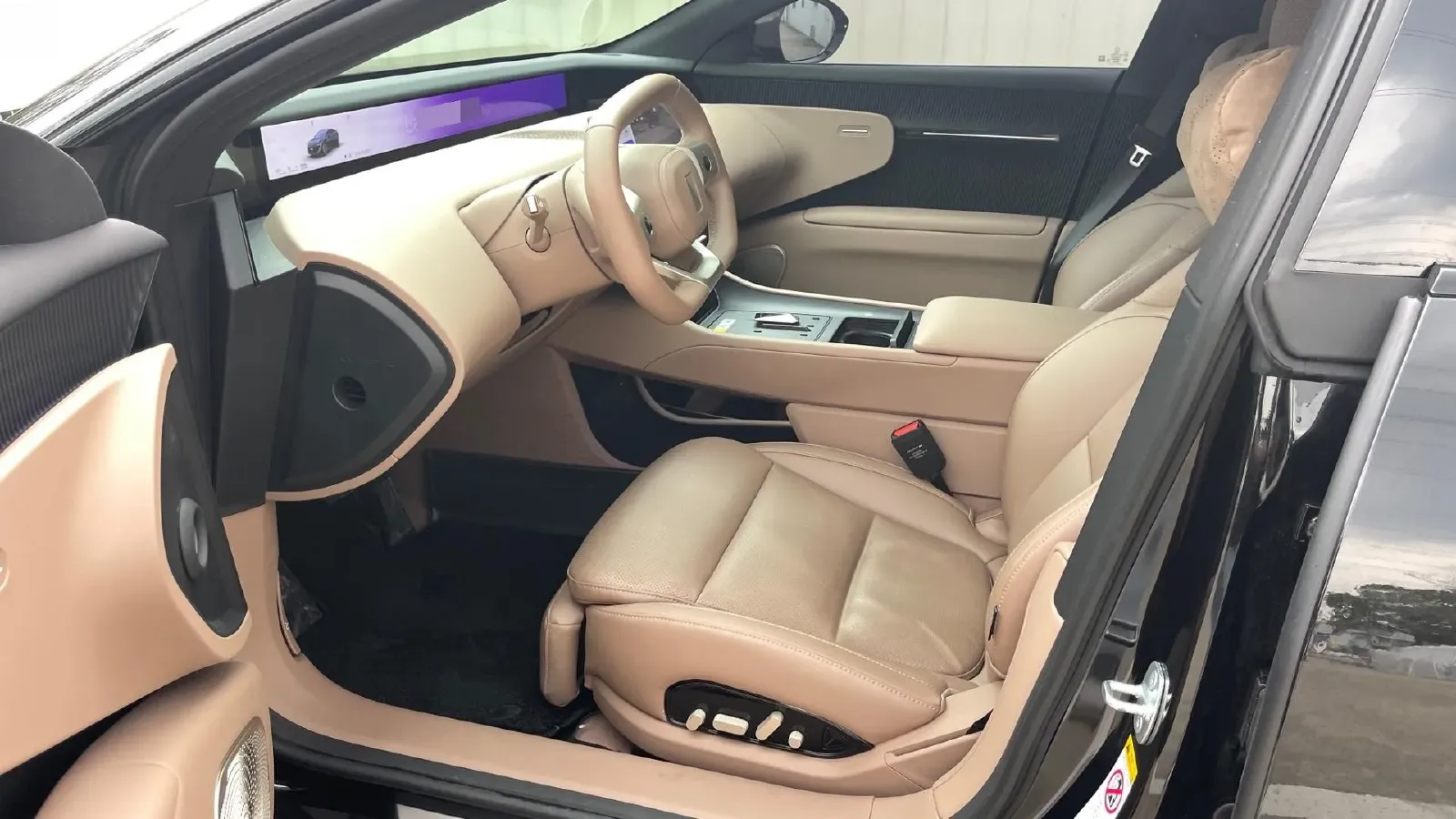 2025 Avatr 12 BEV 94.53KWH,autocango,china used car exporter,china ev exporter,chinese used car exporter,chinese used ev exporter