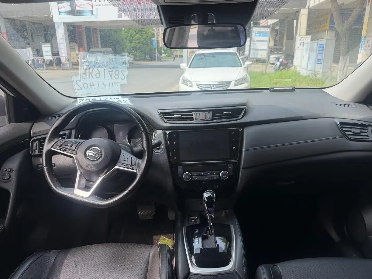 2020 Nissan X-Trail 2.0L 154HP L4 CVT,autocango,china used car exporter,china ev exporter,chinese used car exporter,chinese used ev exporter