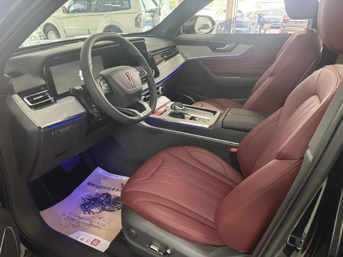 2025 HongQi HS5 2.0T 252HP L4 8AT,autocango,china used car exporter,china ev exporter,chinese used car exporter,chinese used ev exporter