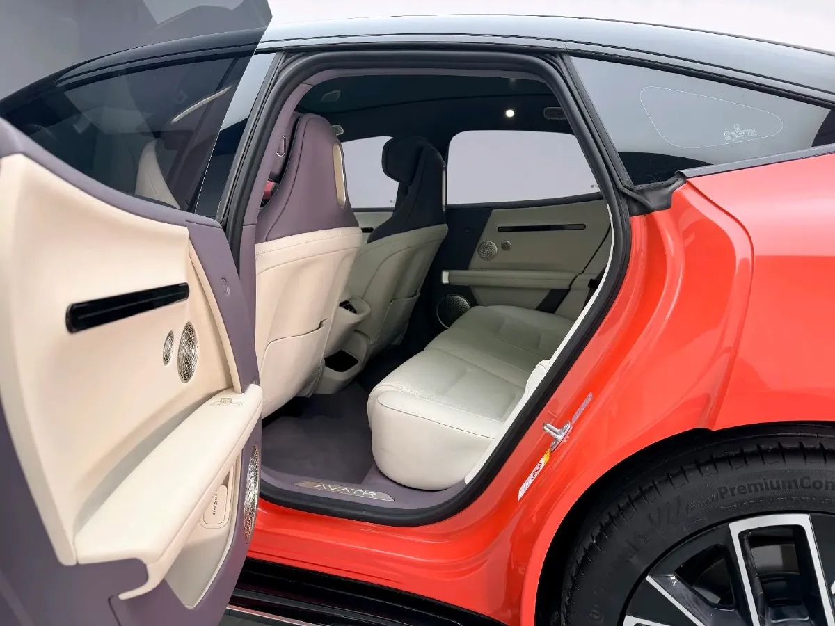 2025 Avatr 06 REEV 156HP REEV,autocango,china used car exporter,china ev exporter,chinese used car exporter,chinese used ev exporter