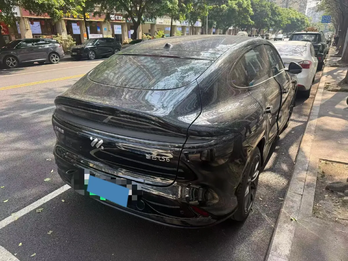 2023 IM LS6 BEV 71KWH,autocango,china used car exporter,china ev exporter,chinese used car exporter,chinese used ev exporter