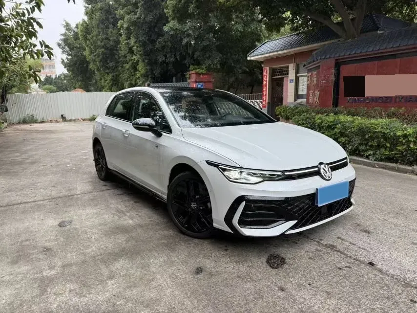 2025 Volkswagen Golf 1.5T 160HP L4 7DCT,autocango,china used car exporter,china ev exporter,chinese used car exporter,chinese used ev exporter
