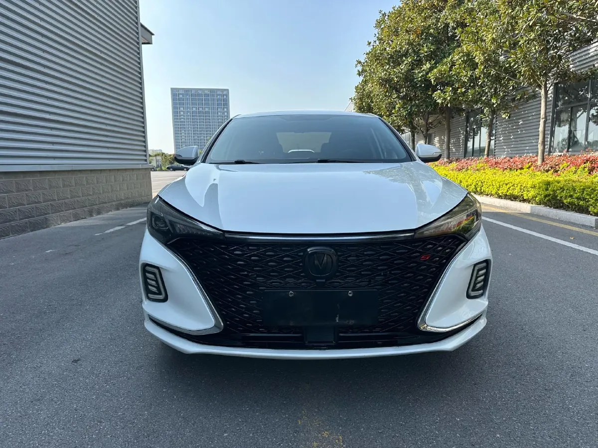 2020 ChangAn Eado 1.4T 158HP L4 7DCT,autocango,china used car exporter,china ev exporter,chinese used car exporter,chinese used ev exporter