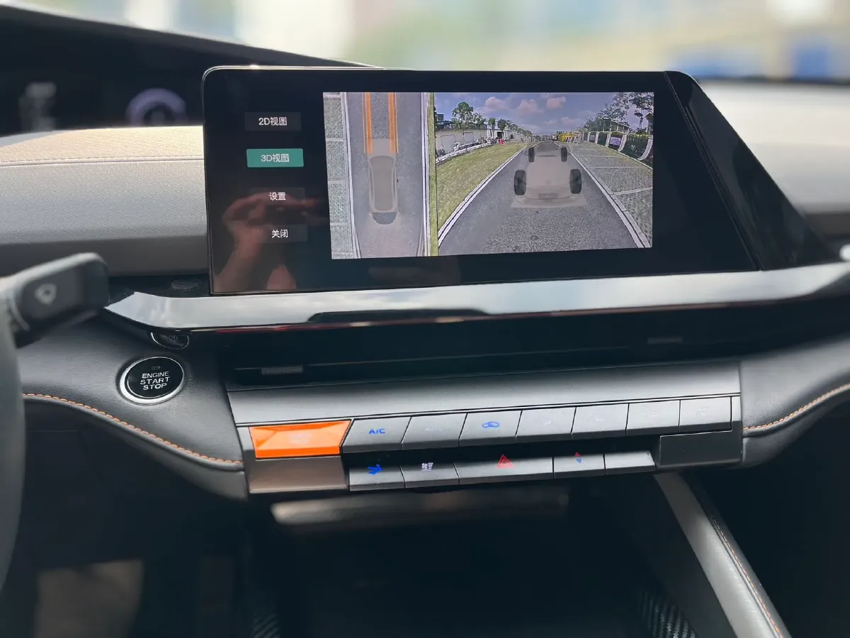 2022 ChangAn UNI-V 1.5T 188HP L4 7DCT,autocango,china used car exporter,china ev exporter,chinese used car exporter,chinese used ev exporter