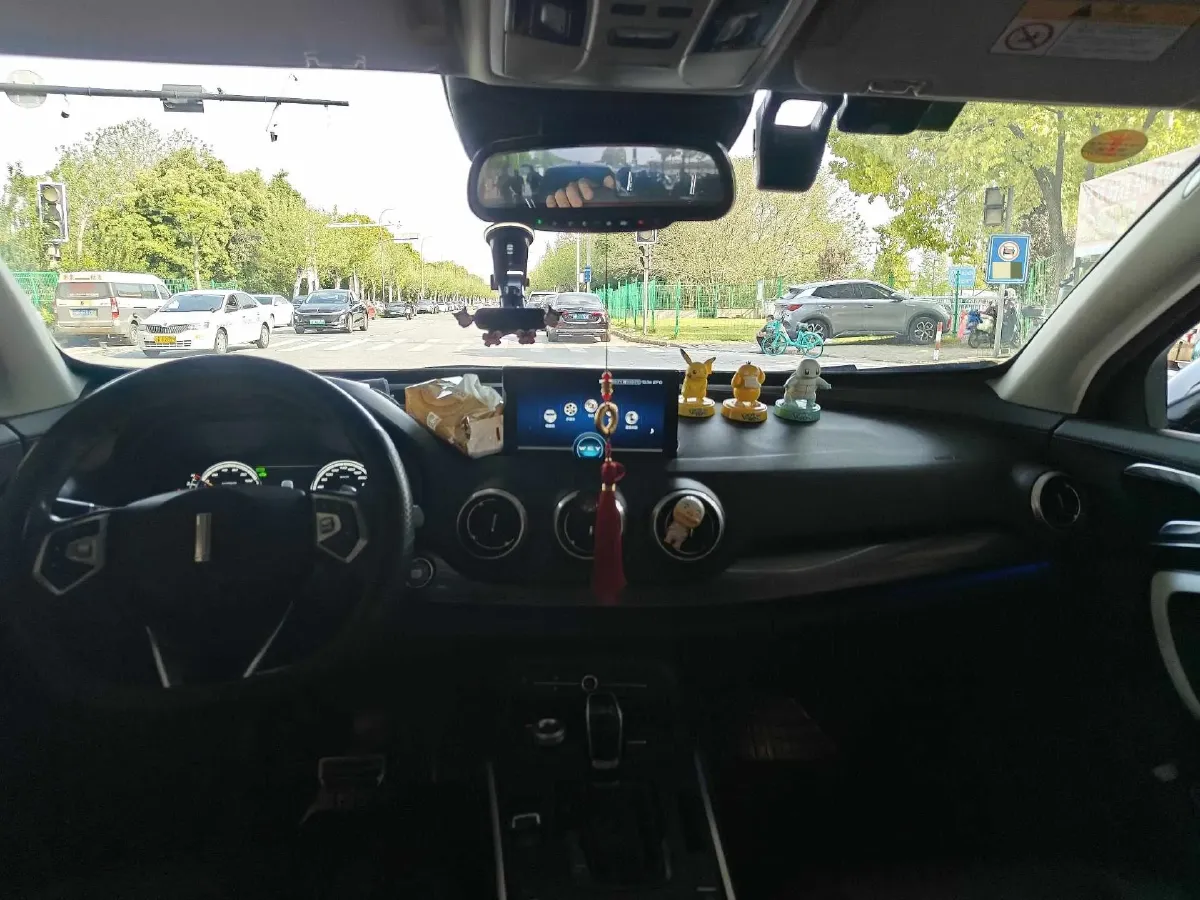 2018 WEY P8 2.0T 234HP L4 6DCT PHEV 12.96KWH,autocango,china used car exporter,china ev exporter,chinese used car exporter,chinese used ev exporter