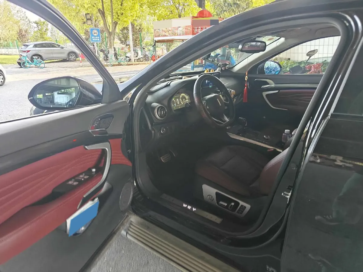 2018 WEY P8 2.0T 234HP L4 6DCT PHEV 12.96KWH,autocango,china used car exporter,china ev exporter,chinese used car exporter,chinese used ev exporter