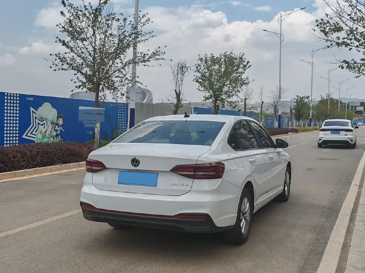 2024 Volkswagen Lavida 1.5L 110HP L4 6AT,autocango,china used car exporter,china ev exporter,chinese used car exporter,chinese used ev exporter