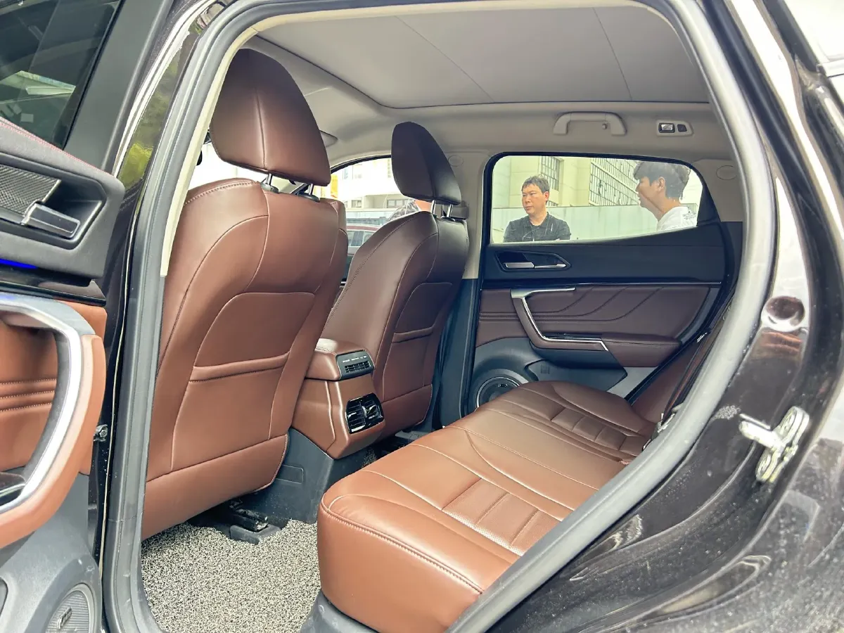 2017 WEY VV5 2.0T 197HP L4 7DCT,autocango,china used car exporter,china ev exporter,chinese used car exporter,chinese used ev exporter