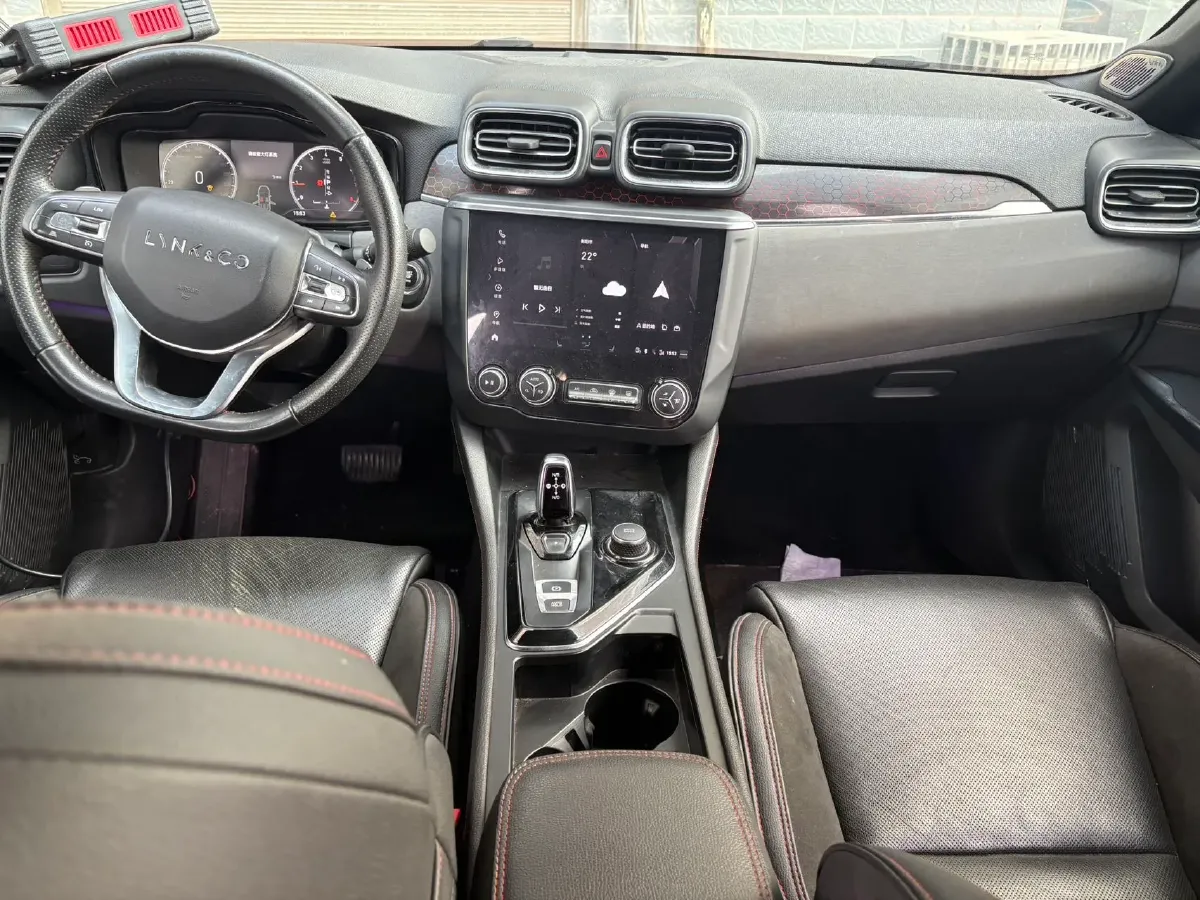 2019 LYNK&CO 01 2.0T 190HP L4 6AT,autocango,china used car exporter,china ev exporter,chinese used car exporter,chinese used ev exporter