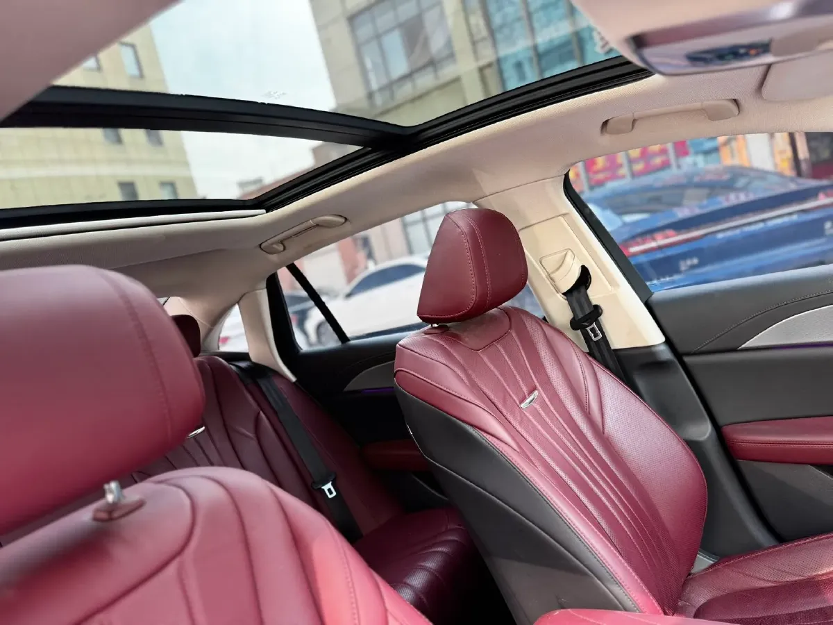 2022 HongQi H5 1.8T 197HP L4 6AT,autocango,china used car exporter,china ev exporter,chinese used car exporter,chinese used ev exporter