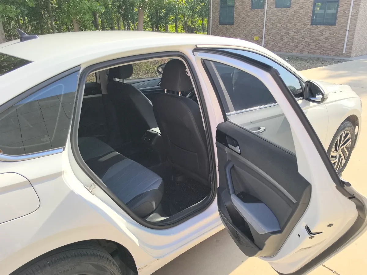 2024 Volkswagen Lavida 1.5L 110HP L4 6AT,autocango,china used car exporter,china ev exporter,chinese used car exporter,chinese used ev exporter