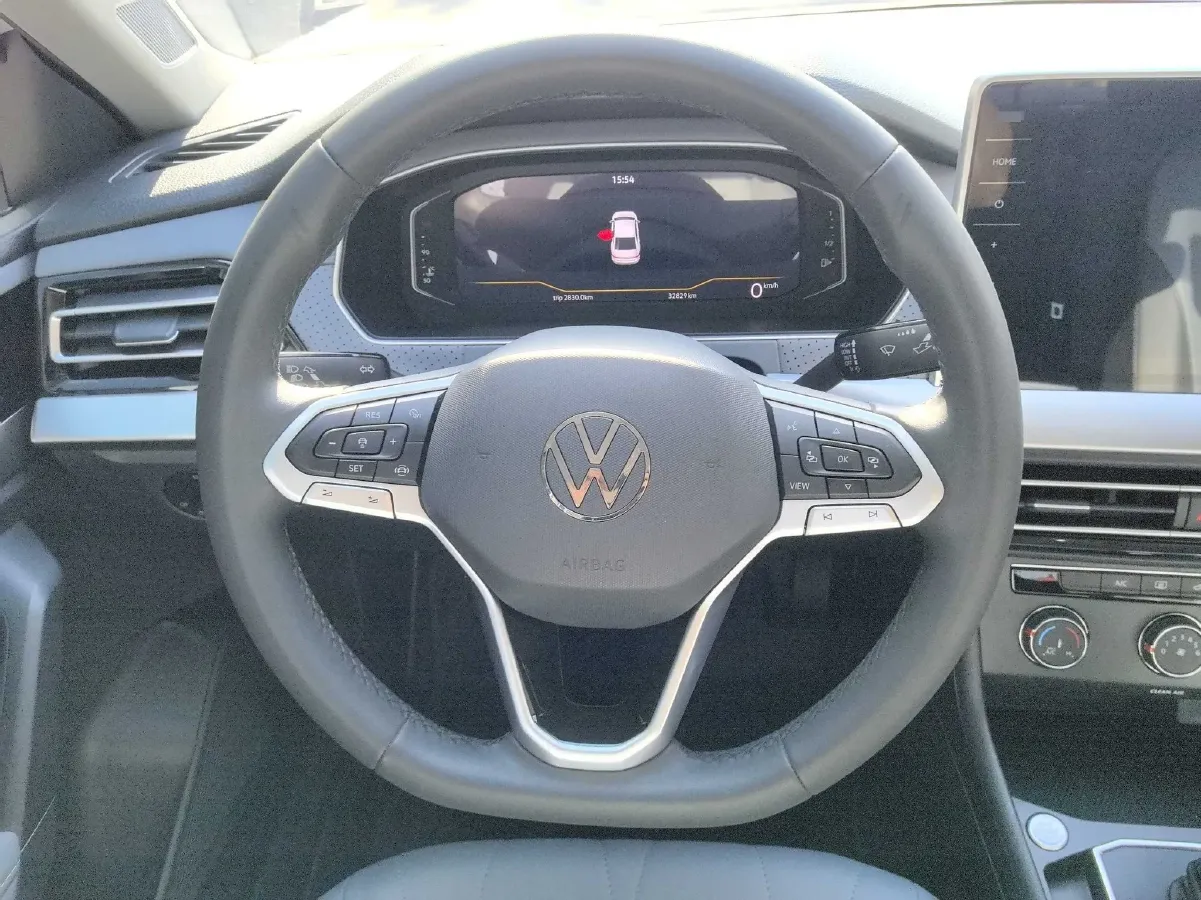 2024 Volkswagen Lavida 1.5L 110HP L4 6AT,autocango,china used car exporter,china ev exporter,chinese used car exporter,chinese used ev exporter