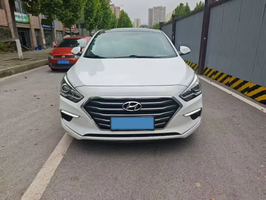 2017 Hyundai Mistra 1.6T 175HP L4 7DCT,autocango,china used car exporter,china ev exporter,chinese used car exporter,chinese used ev exporter
